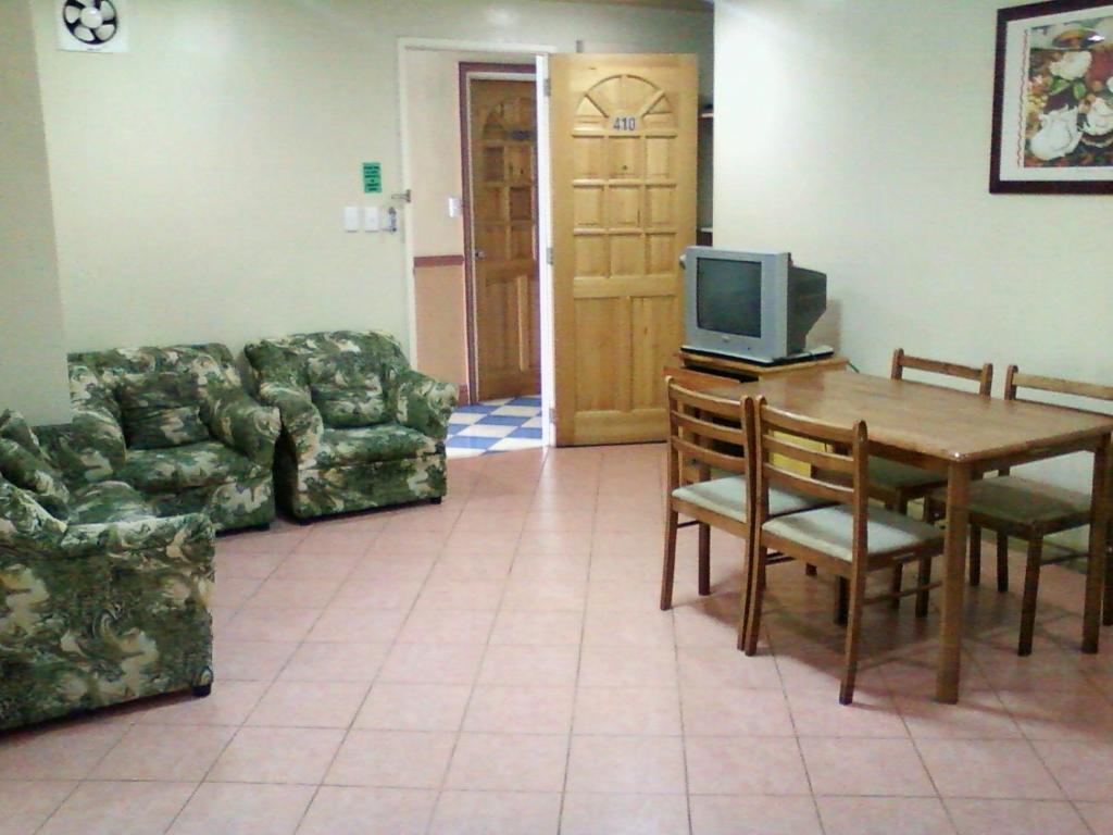 Oyo 765 Ibay Zion Hotel Baguio City Habitación foto
