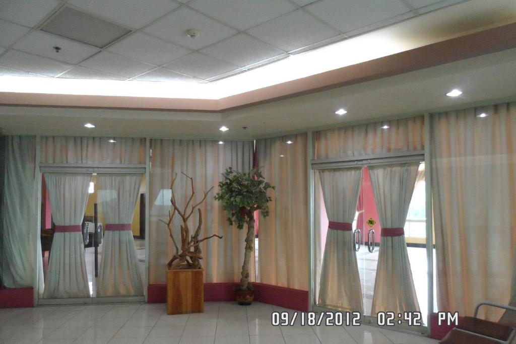 Oyo 765 Ibay Zion Hotel Baguio City Exterior foto